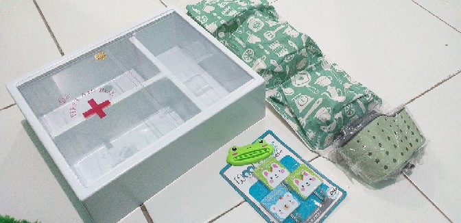 Gantungan Lucu Kapstok Tempel Serbaguna