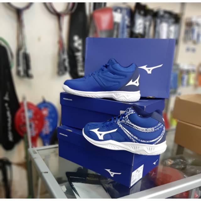 SEPATU VOLI MIZUNO THUNDER BLADE 2MID ORIGINAL