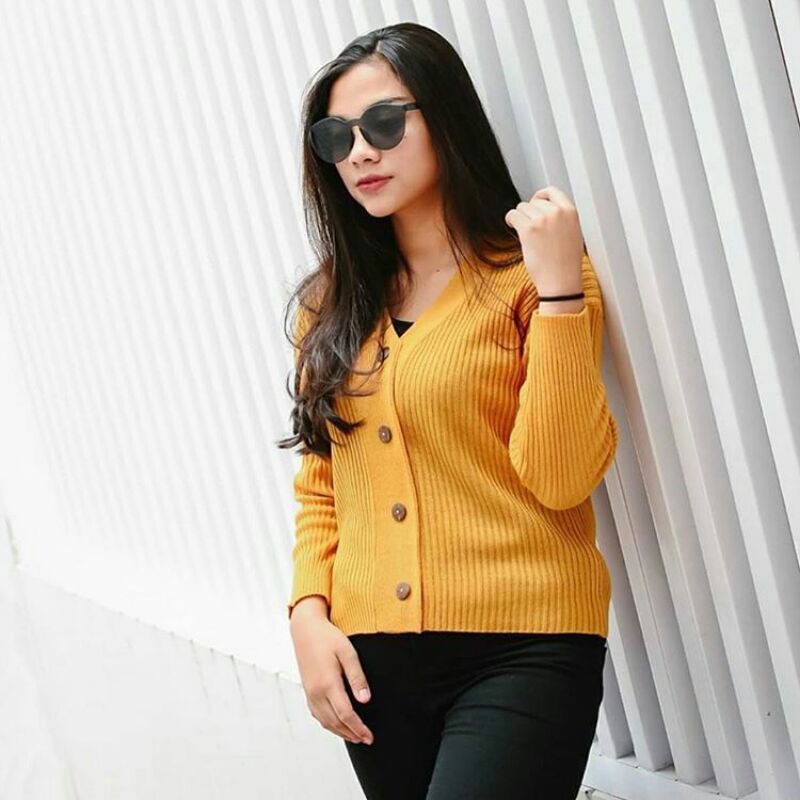 Cardi Crop Starda Button-6