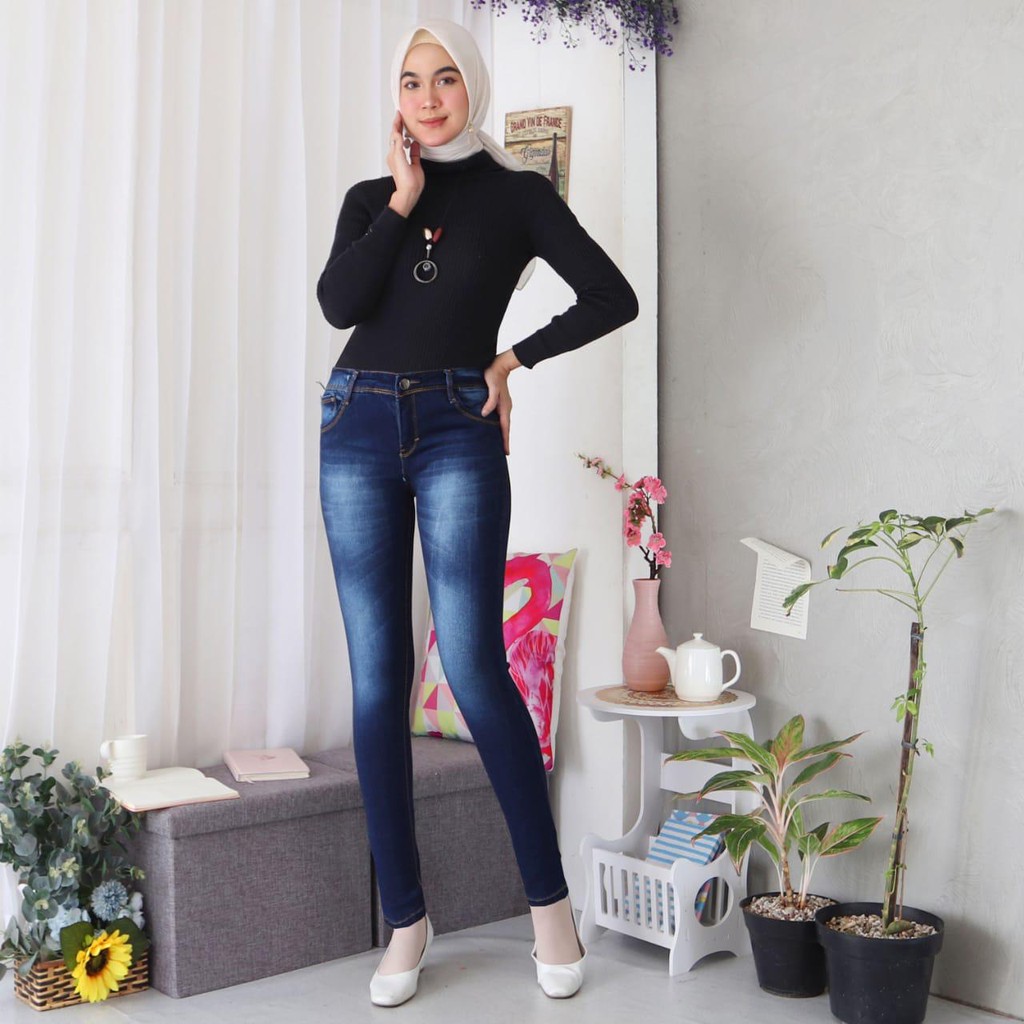 Celana Panjang Jeans Wanita Skiny Super Keren 28 29 30 Bisa Bayar Ditempat(COD)