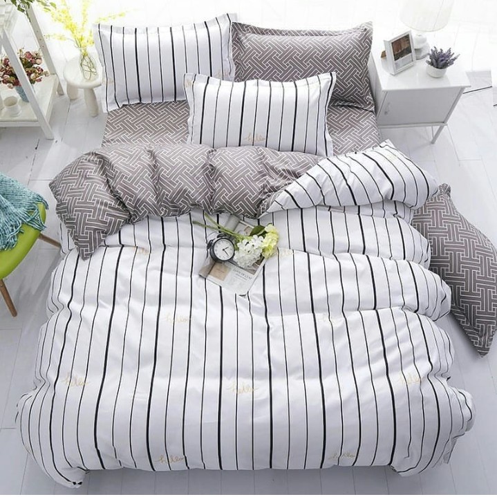 Sprei Katun Motif Geometri