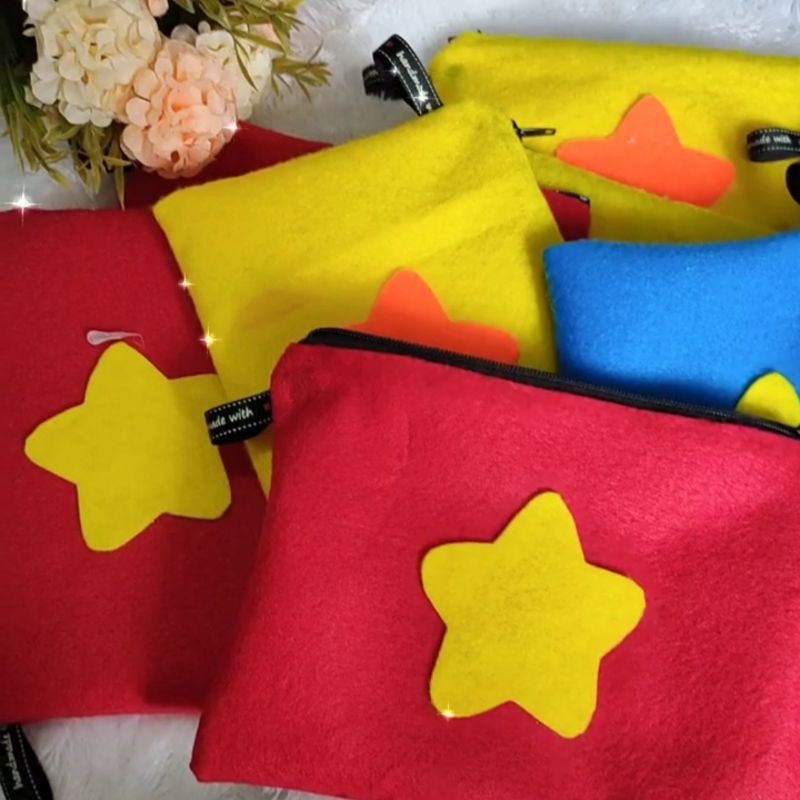 POUCH KARAKTER FREE UKIR NAMA/ TEMPAT PENSIL/ TEMPAT MAKE UP / DOMPET KARAKTER UNIK FLANEL