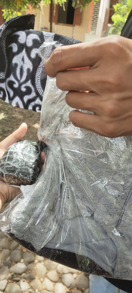 Couple Fitria (ada Anaknya) Batik Bruklat 2526 Couple New Khanzana Seri 2 Sumber Urip - Busui