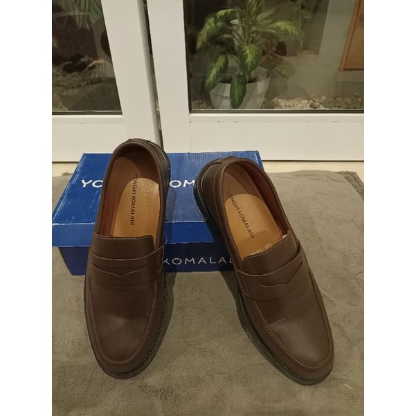 pantofel pria brown size 41 preloved