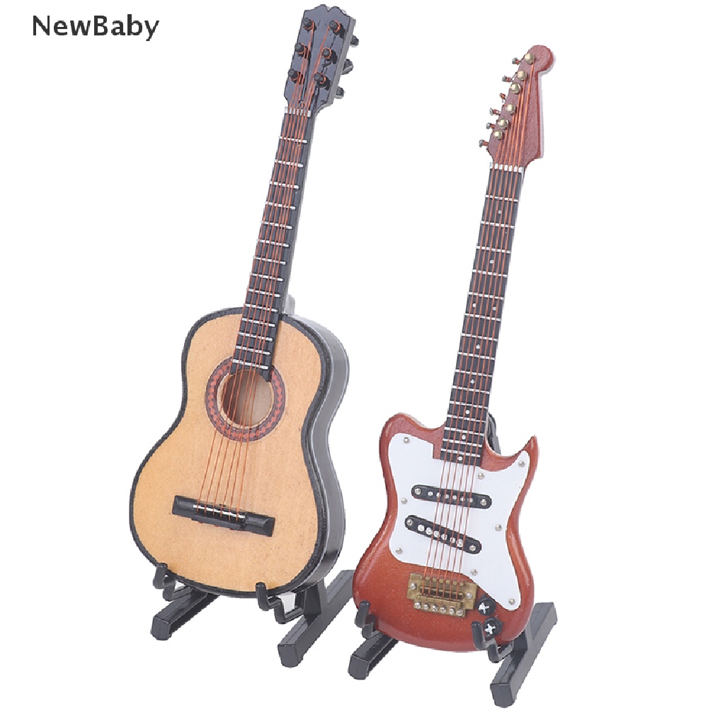 Mainan Miniatur Gitar Elektrik Bahan Kayu Skala 1: 6 Dengan Stand Untuk Aksesoris Rumah Boneka