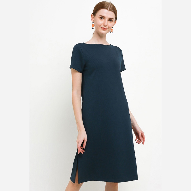 Tolliver Boat Neck Split Dress Wanita