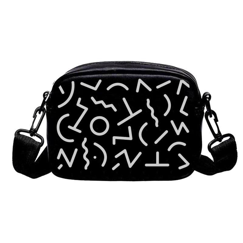 HOT SALE 2020 Selempang Wanita Slingbag / Slingbag mini Slingbag Kpop untuk Hang out terbaru TYPO