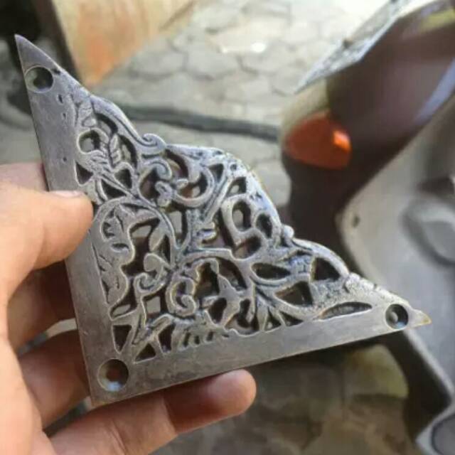 Siku Kuningan Ornamen Meja Lemari Pintu Cermin 10 cm Antique Brass