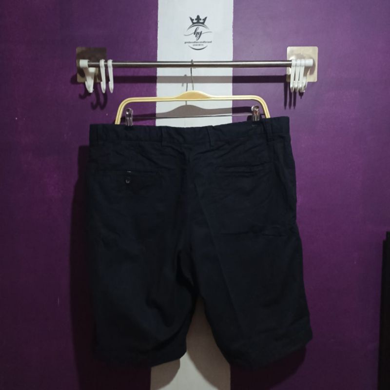 celana pendek pria l celana pendek UNIQLO ORIGINAL SECOND