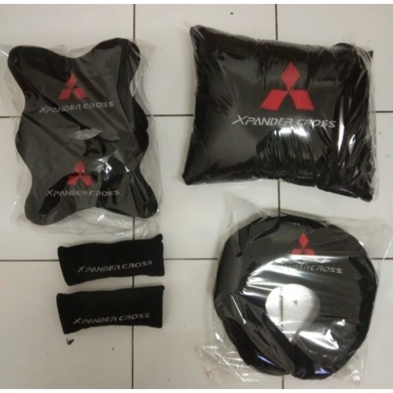 bantal mobil xpander cross aksesoris interior