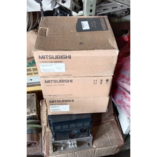 INVERTER MITSUBISHI MODEL FR-D720S-042-EC Barang baru