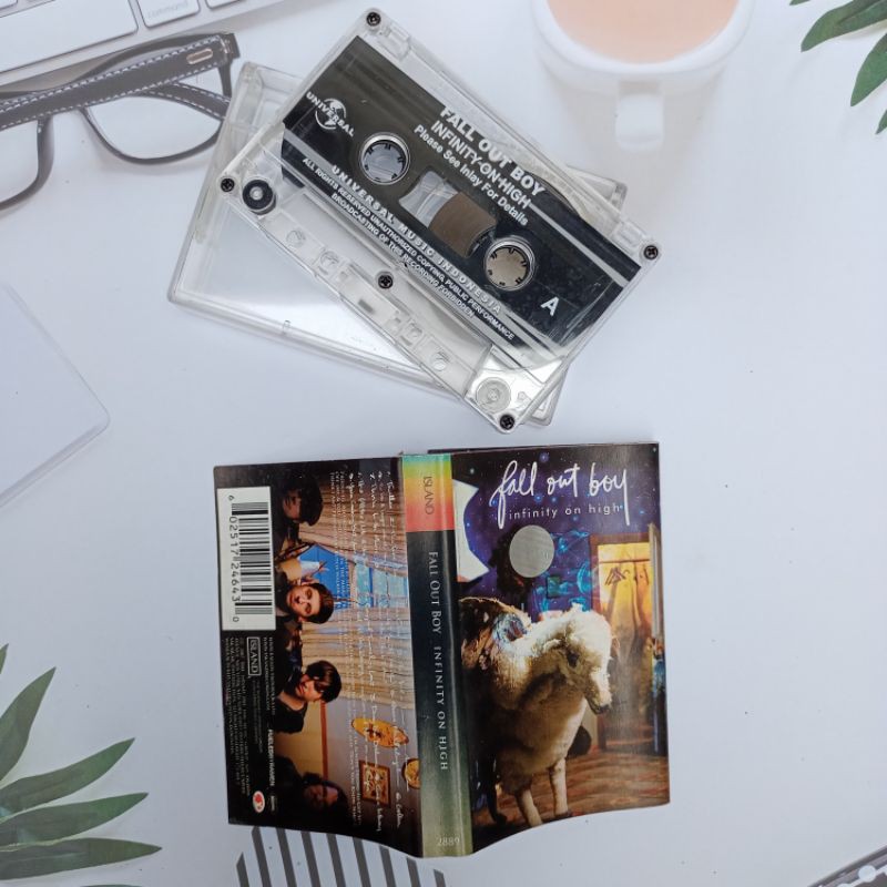 preloved kaset Fall out Boy