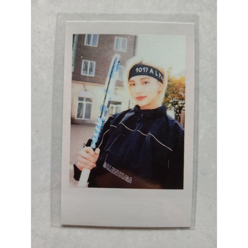 Hyunjin Beyond POB Polaroid