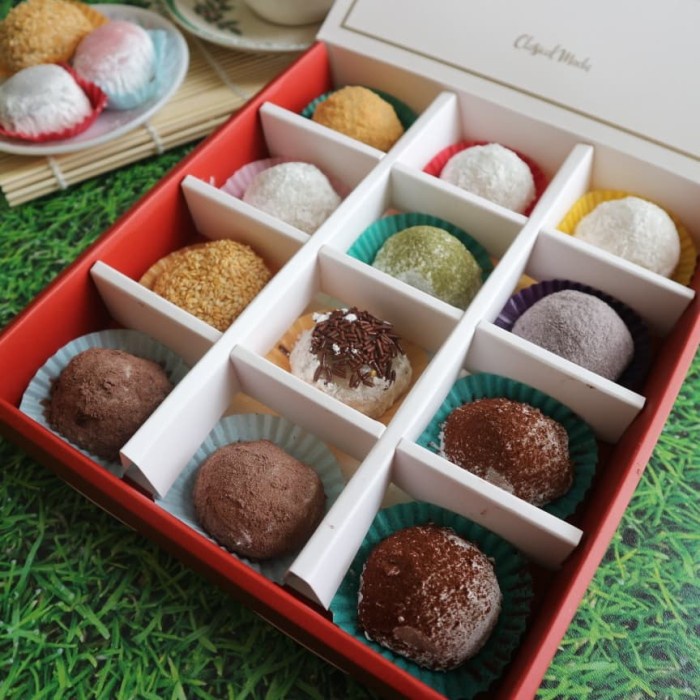 

KERING-KUE- KUE MOCHI ENAK ( BOX ISI 12 ) - CLASSICAL MOCHI -KUE-KERING.