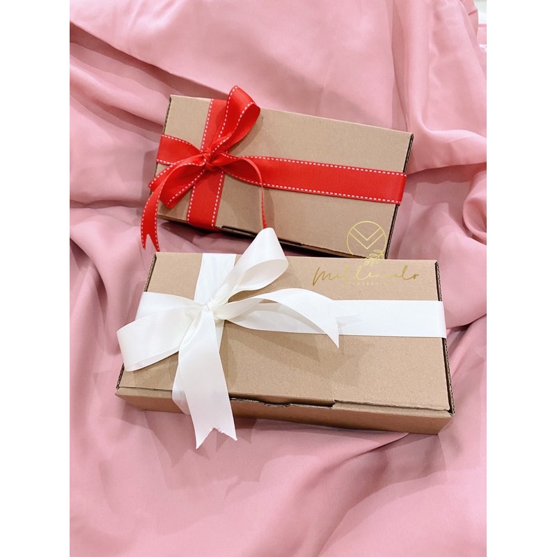 

Kotak Box Packaging / Christmas Xmas Packaging / Gift Wrapping / Kardus 10x10x5cm
