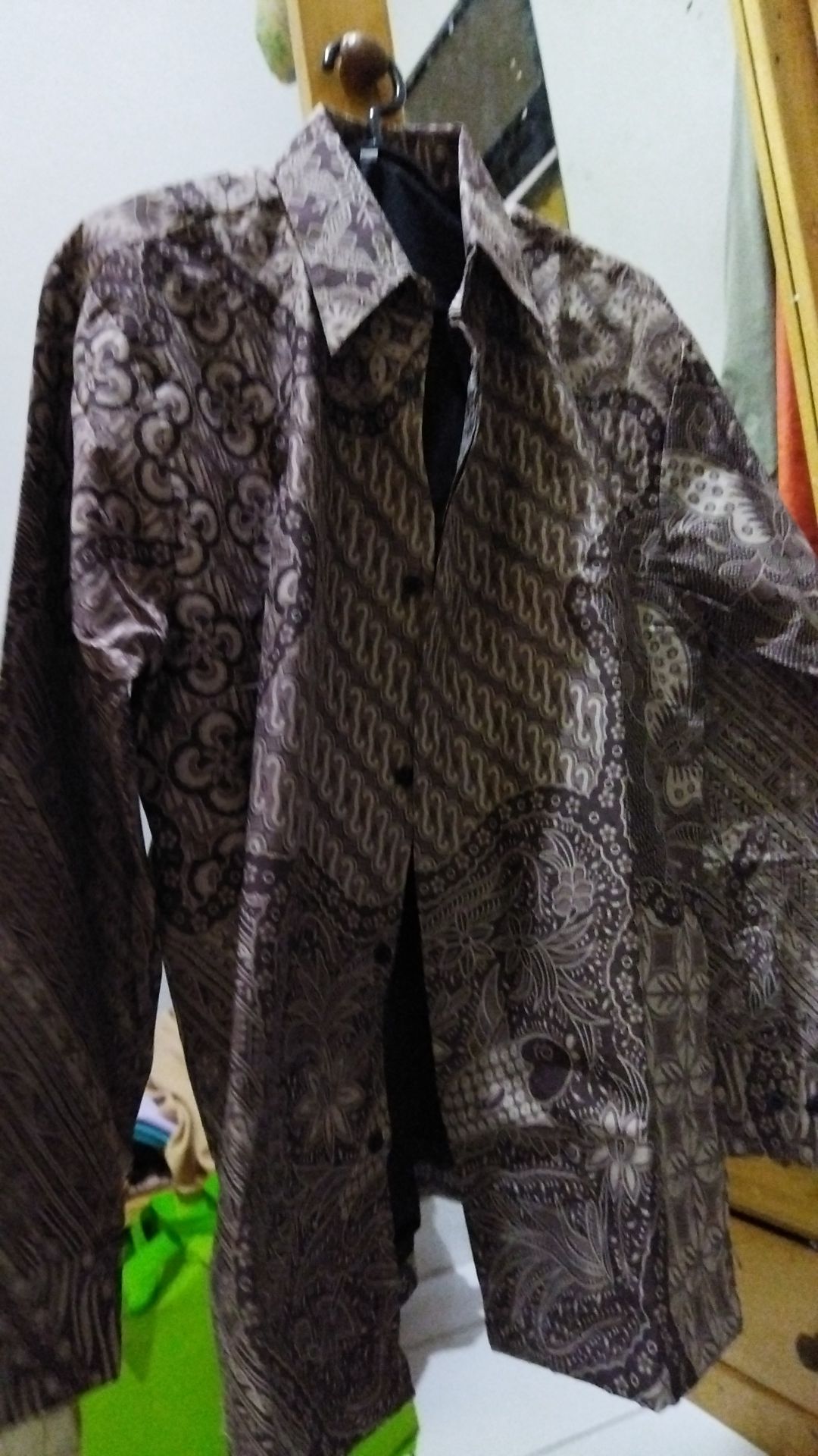 Kemeja Batik Sekar Jagad Panjang