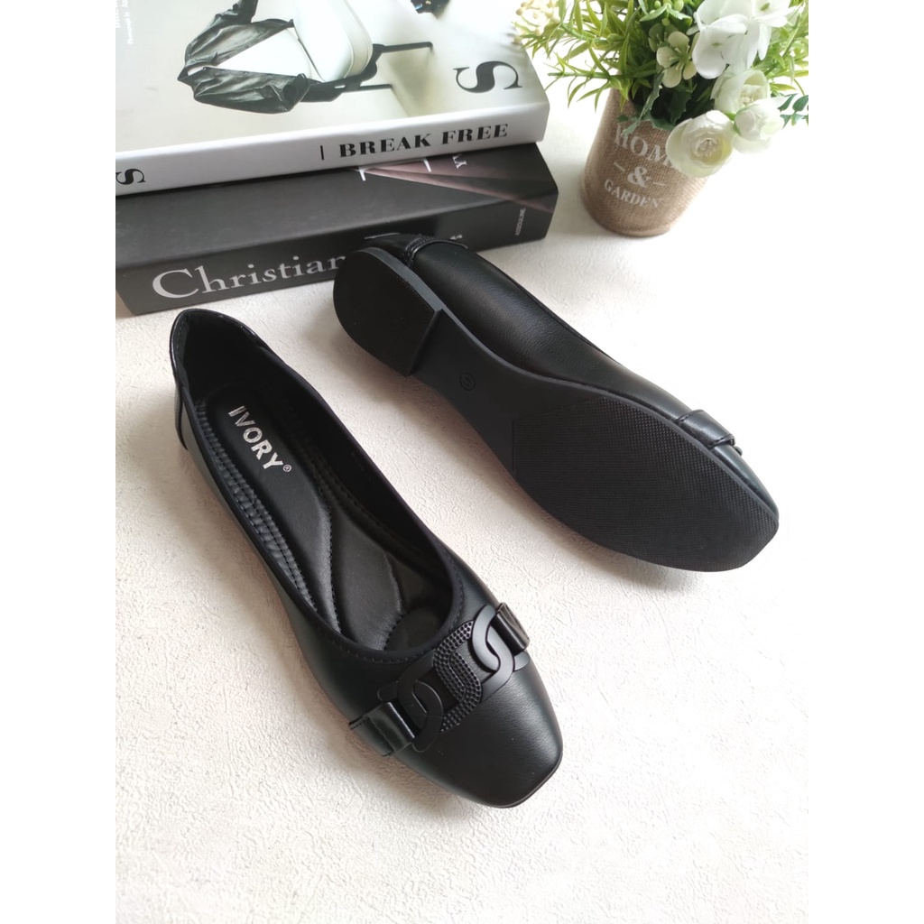 IVORY 610 Sepatu Flat Wanita Ukuran Jumbo 41 42 43 44 45