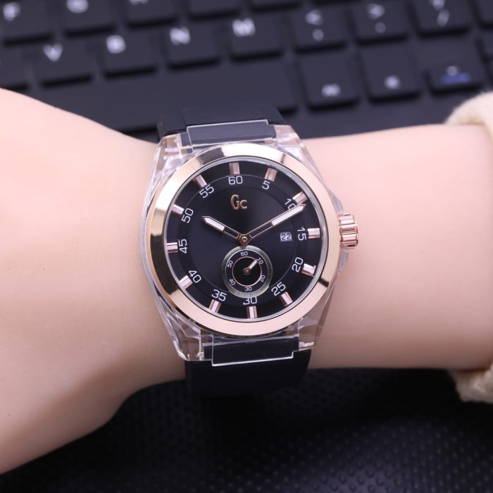 De20G1 Jam Tangan Wanita Pria Gc Guess Collection Rubber Small Second - Hitam Y520511Uu