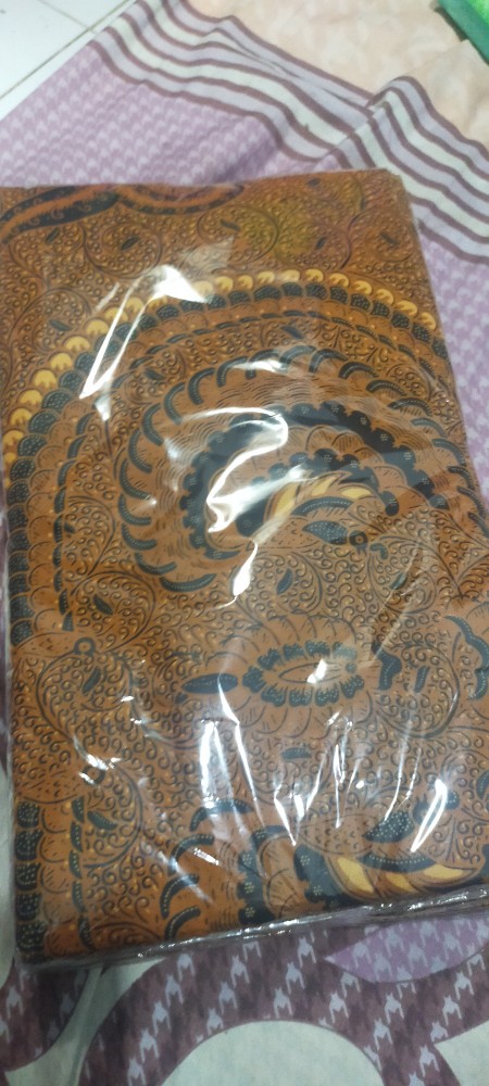 Kain Jarik Batik Solo Motif Sogan Babon Angrem