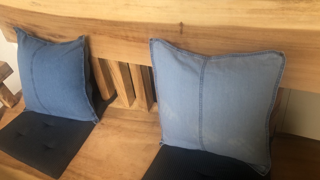 Sarung Bantal Kursi Sofa Denim Lazy Sunday