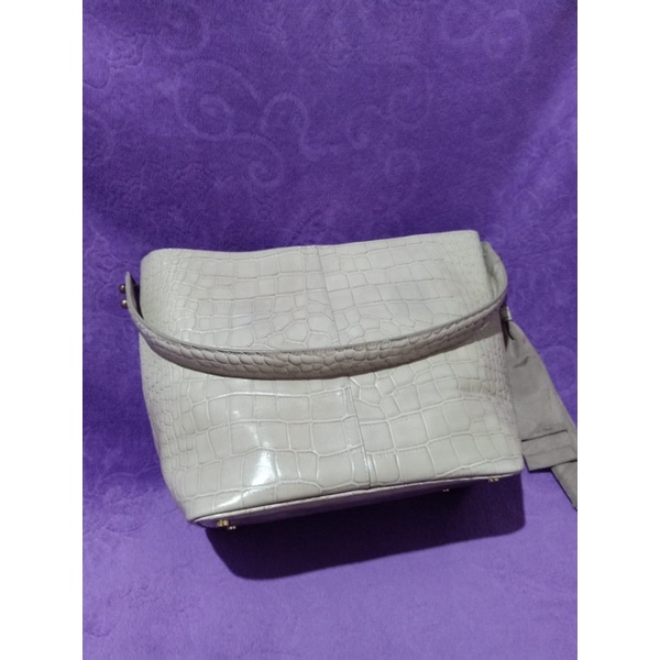 Tas wanita brand Lanvin - Preloved