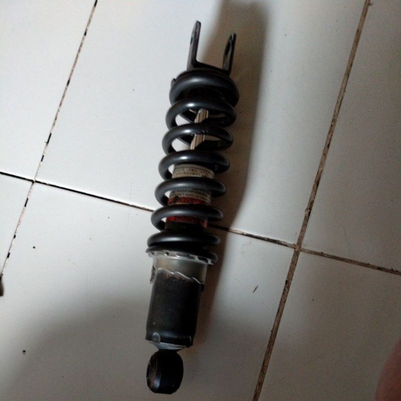 mono sok ninja fi 250.sok belakang ninja