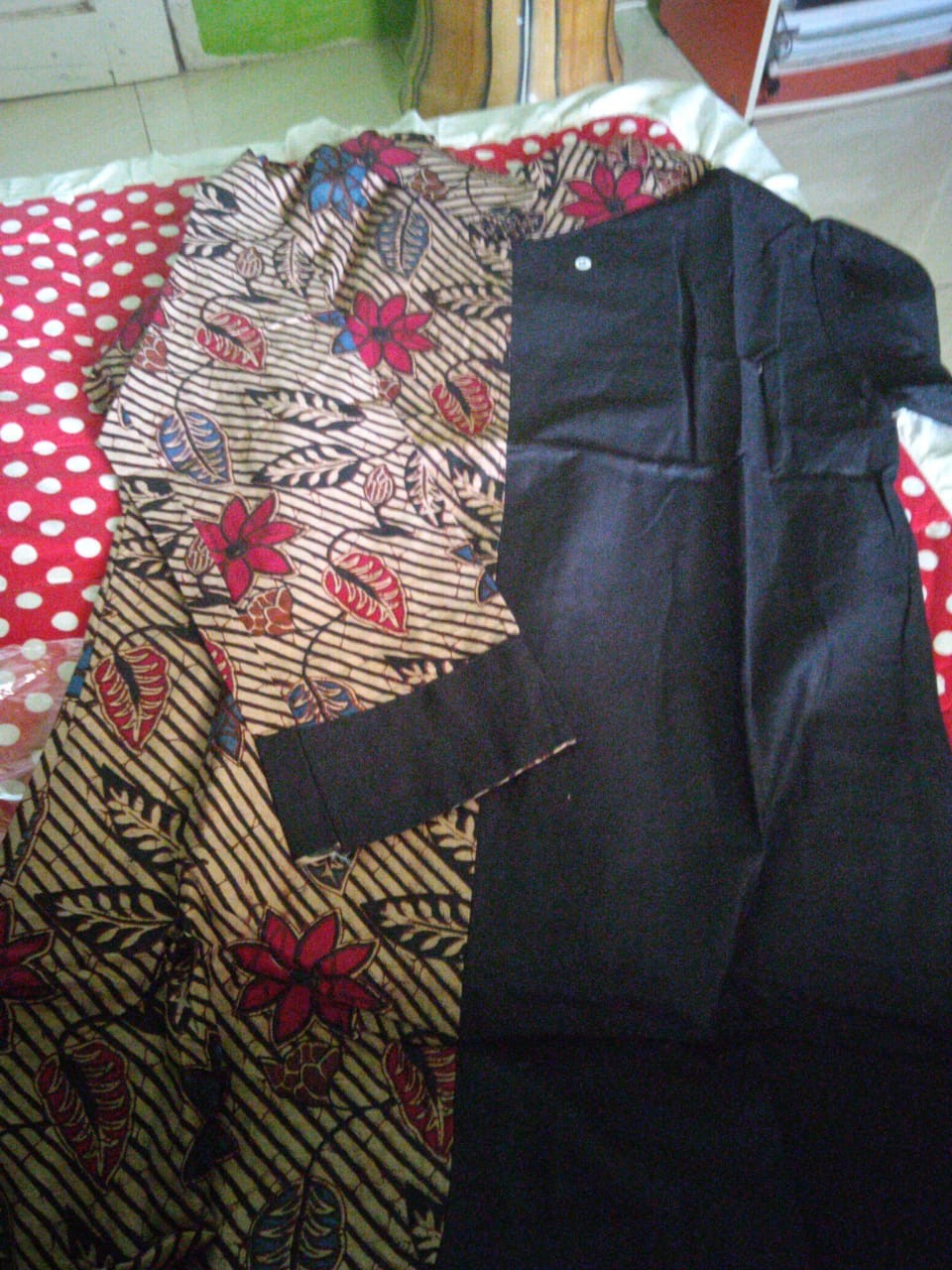 Terlaris Serut Genes Jelita Tunic Navbor Yelbor Whitbor Creambor Tunik Batik Modern Hrb030 Dolbi Dob