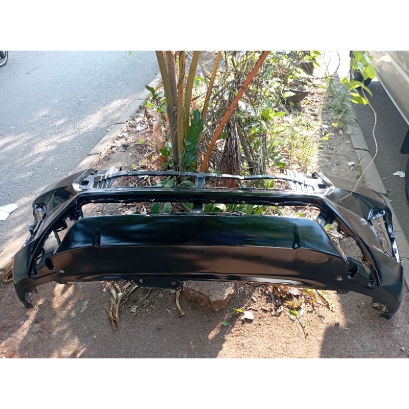 bumper depan innova reborn 2021