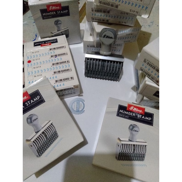 

Stempel Shiny Nomorator N312
