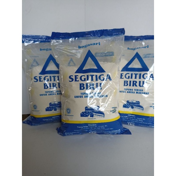 

Tepung Terigu Segitiga Biru Kemasan 1 kg Terigu Segitiga Biru Tepung Terigu Kemasan 1 kg