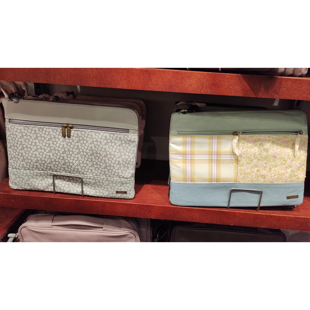 Laptop case Typo 13 inch Tas Macbook