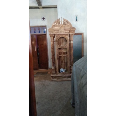 Almari jam Jepara