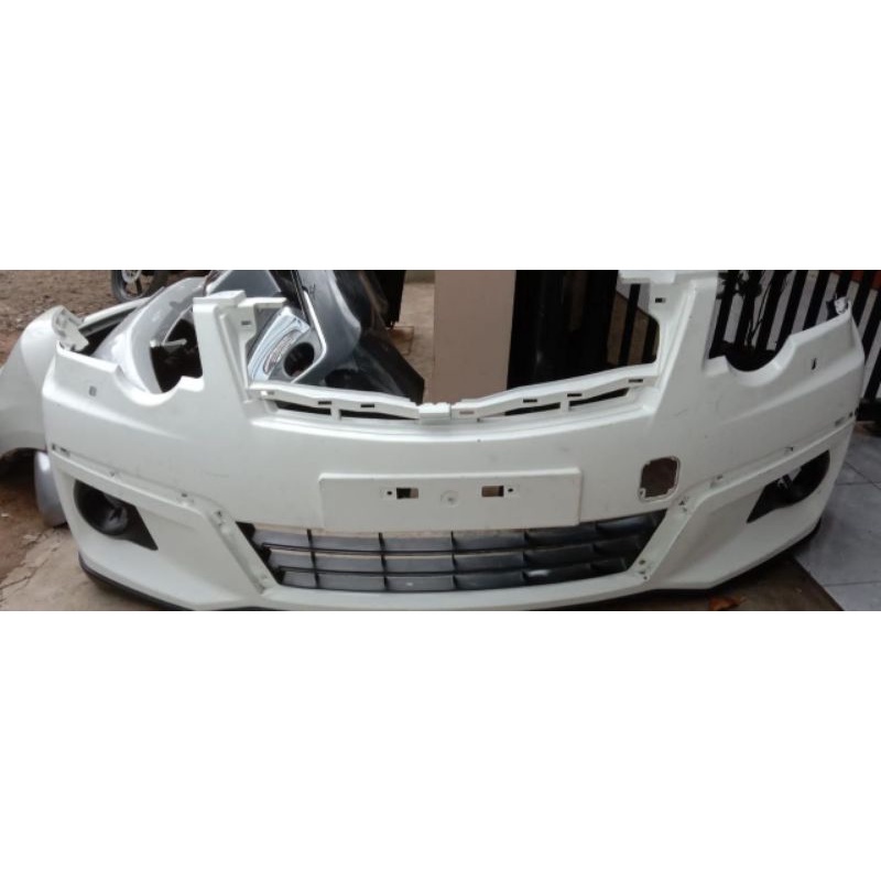 Bemper Bumper depan Nissan X-Trail Urbanselection