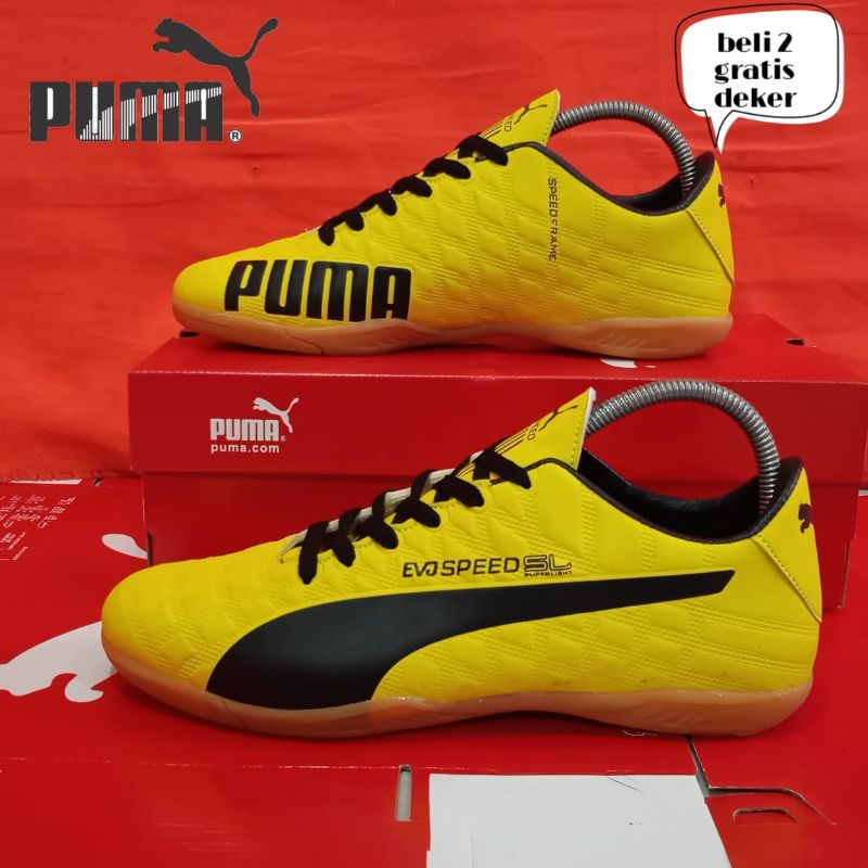 Jual SEPATU FUTSAL TERLARIS TERBARU TERMURAH / SEPATU BOLA (TANPA BOX