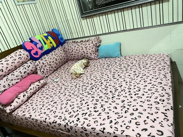 Sprei Magenta Leopard Pink