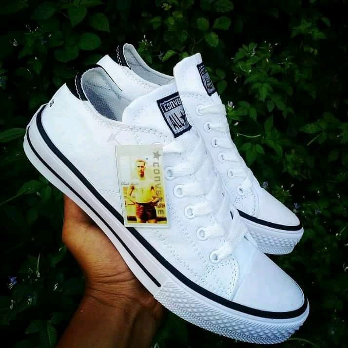 (B0X d1JUAL TERPISAH ) sepatu converse /Sepatu all star / seneaker-sepatu-sepatu pria