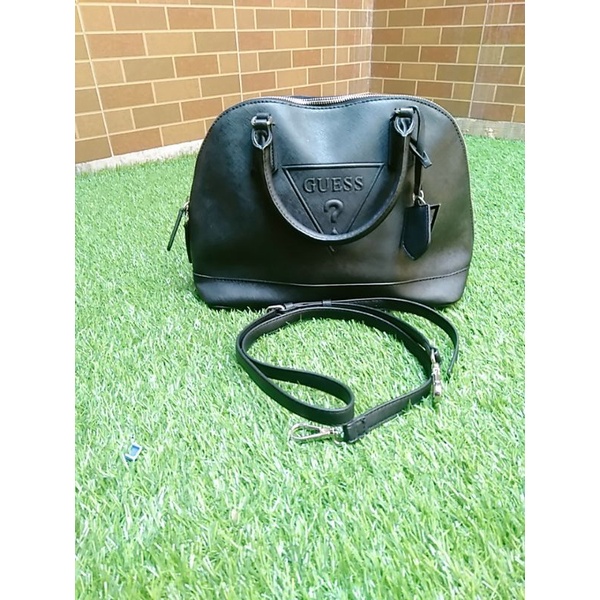 Tas Guess Preloved Hitam