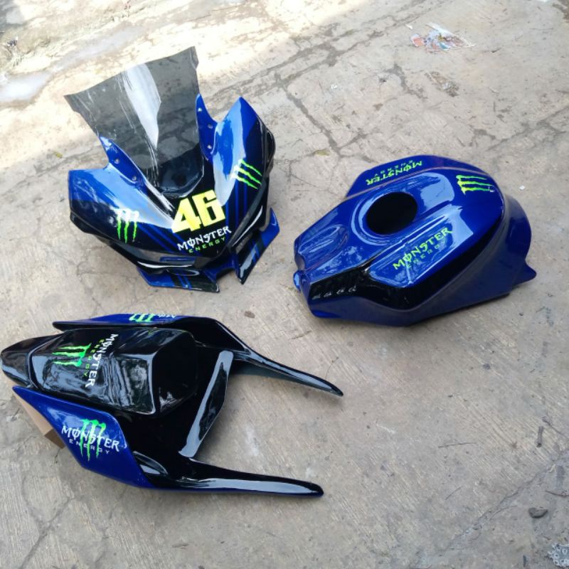 paket 3 barang, headlmp model r25, body model r1m cover tangki model r1m pnp r15v2