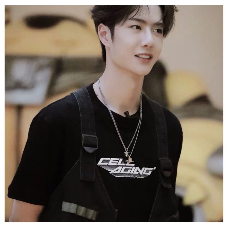 Baru fashion merek skateboard pemegang Jembatan liontin lanyard Queen Yibo yang sama kalung pria hip