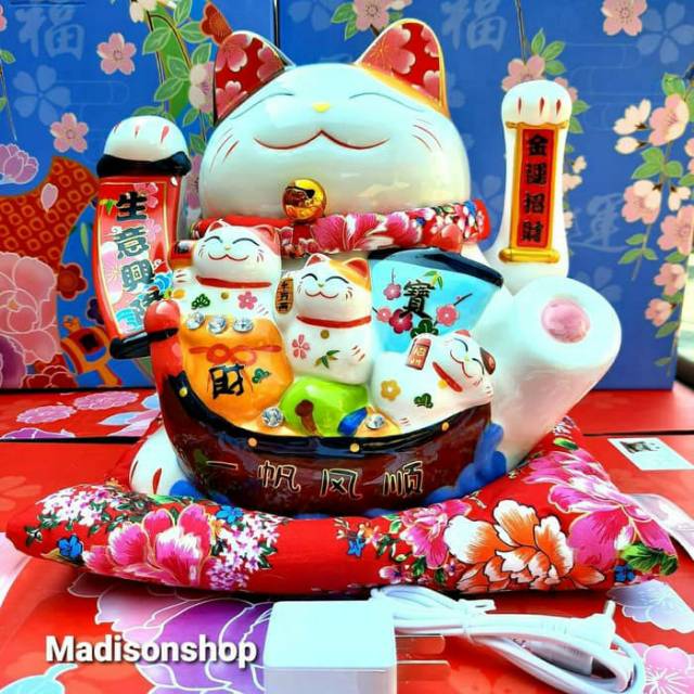 Lucky Cat Jumbo Kucing Maneki Neko Pajangan Hoki Kado Imlek Hoki