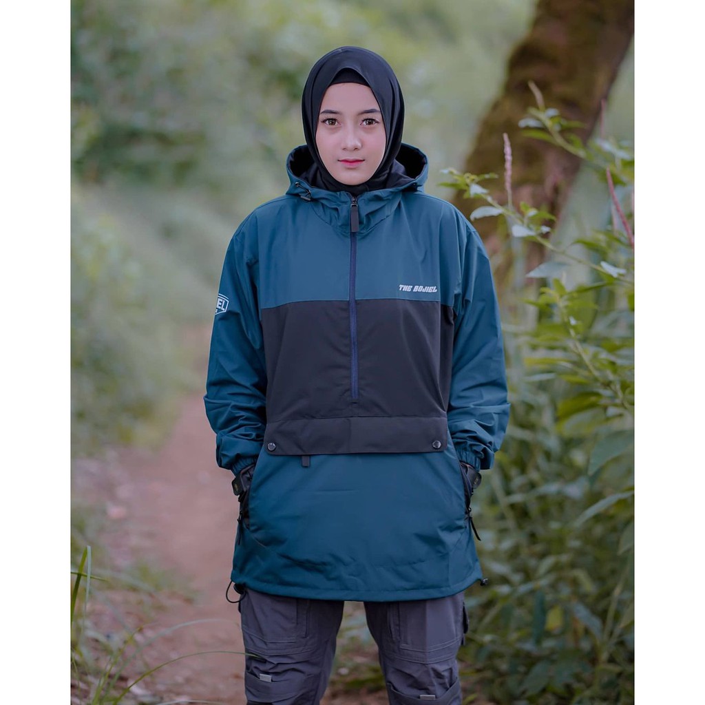 JAKET PARASUT OUTDOOR PRIA WANITA/JAKET OUTDOOR GUNUNG