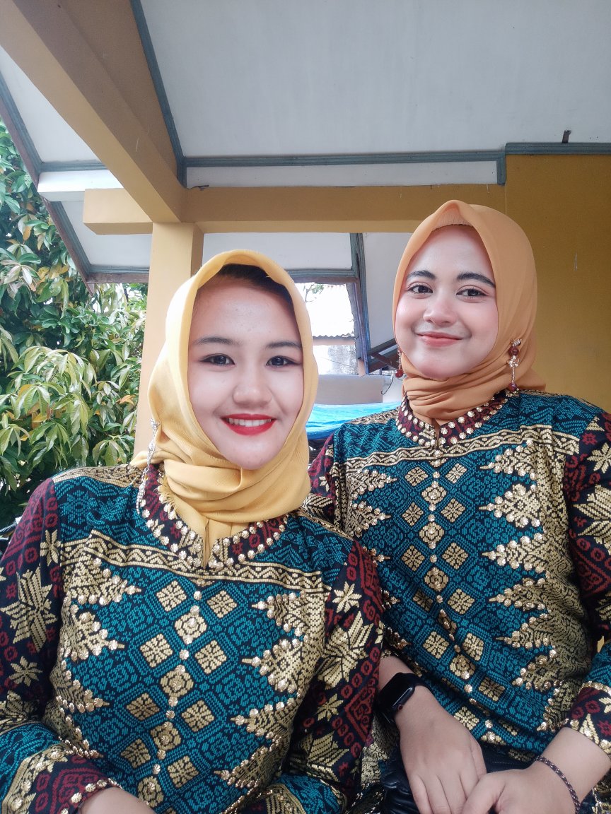 Setelan Kurung Dan Rok Malika  Songket Batik Jupri Batik Couple( Ada Cowok Dan Anak Foto Terpisah)