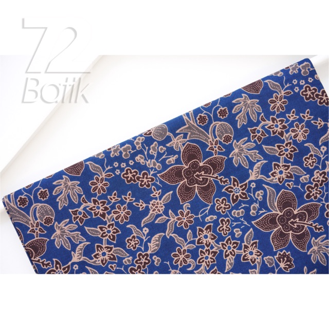 KAIN BATIK PREMIUM Bahan Katun Motif Kembang Setaman Warna Biru Blue 727400 Cap 72 Jarik Jarit Samping Kebat Panjang Batik Katun Modern Premium Bahan Seragam Batik Pernikahan Kantor Keluarga Murah Kamen Jadi Batik Bali Lembaran