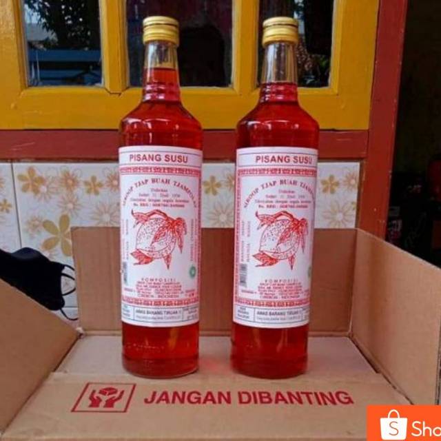 

Sirup pisang susu/ tjampolay