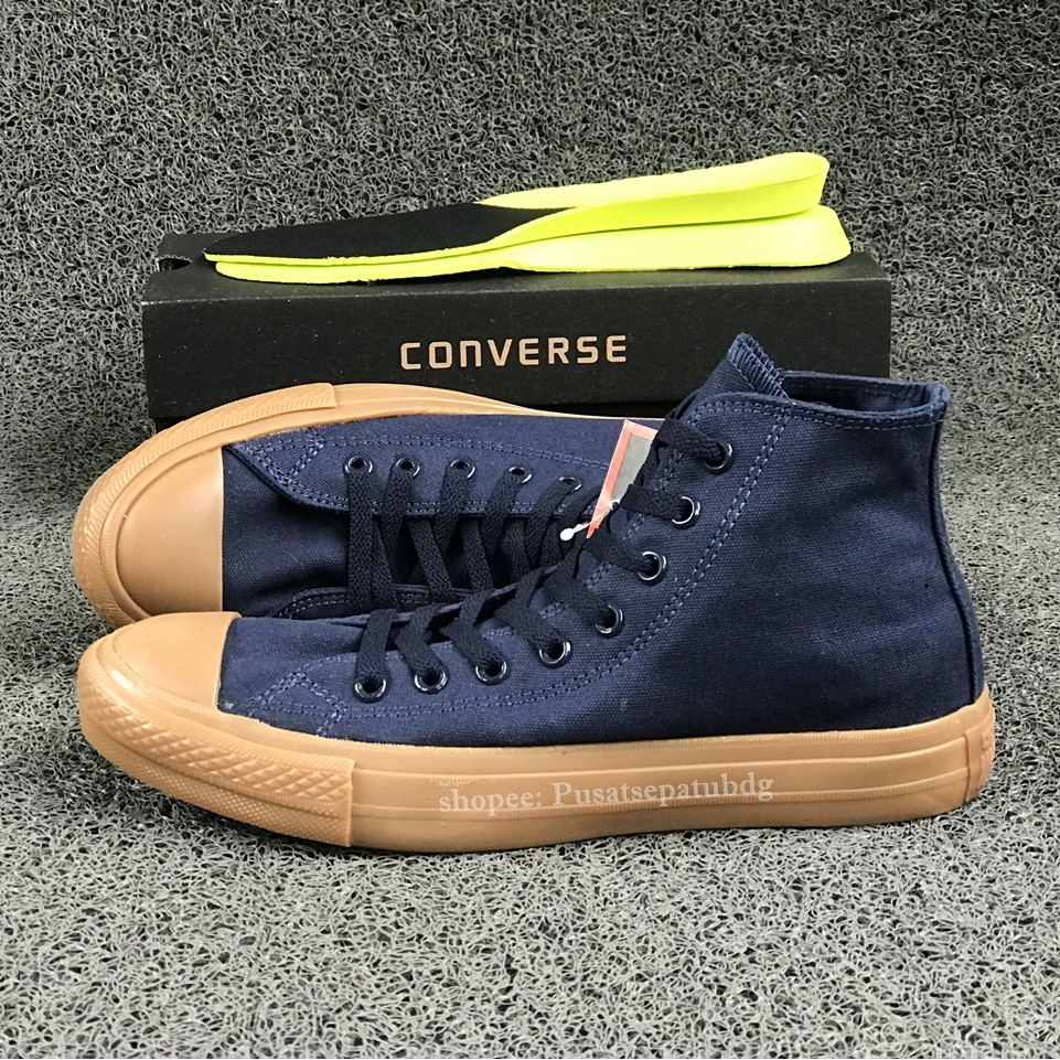 Sepatu Converse Chuck Taylor II Lunarlon High Navy Gum