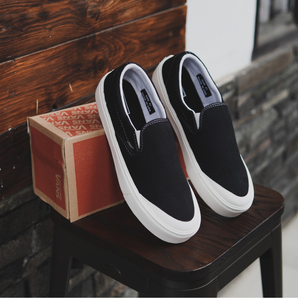 SEPATU VANS MOTIF TERBARU TOE CAP HITAM