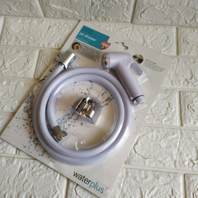 shower toilet/jet shower toilet/shower cebok water plus putih