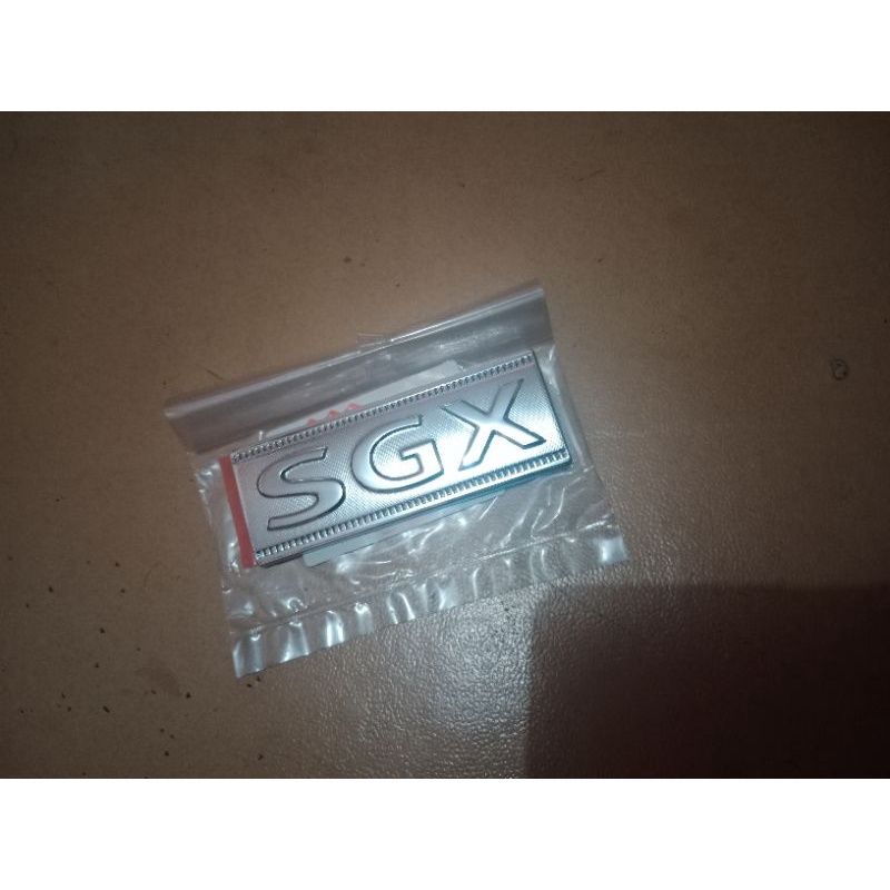 emblem bagasi SGX apv ori