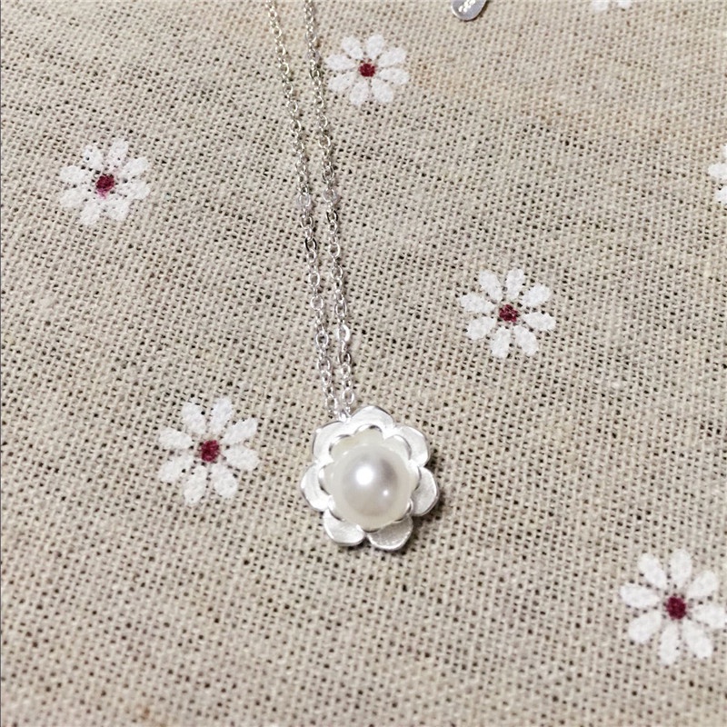 [Ready Stock]Fashion New Lotus Pearl Pendant Elegant Necklace