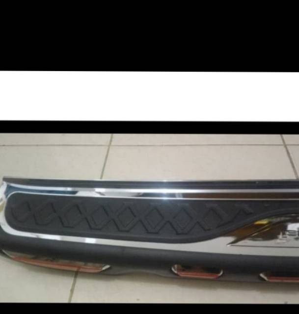 Sillplate belakang grand Fortuner TRD 2012-2015